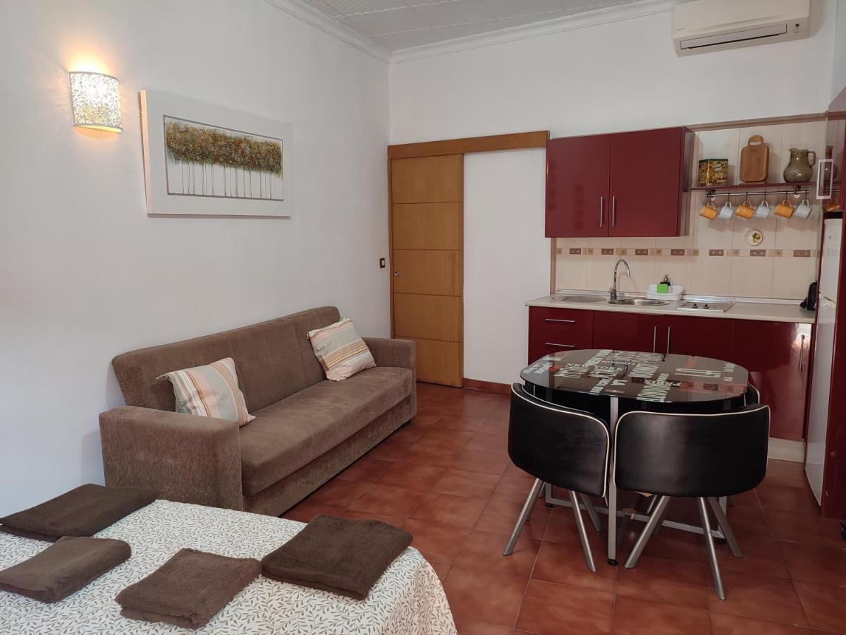 Sunny Holiday Studio Málaga Extérieur photo