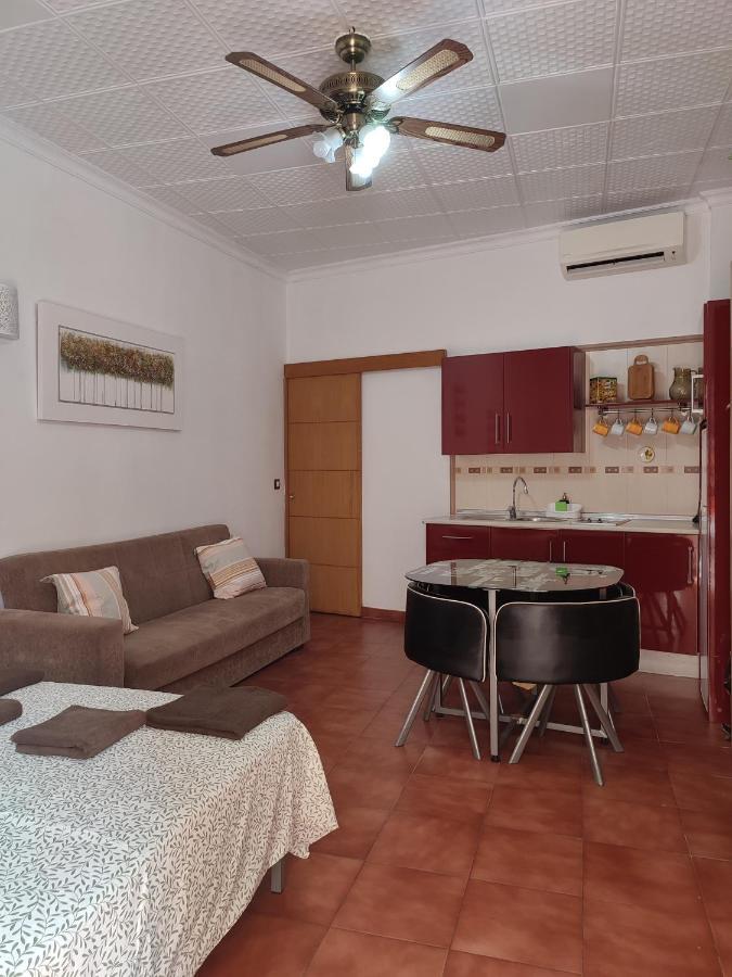 Sunny Holiday Studio Málaga Extérieur photo